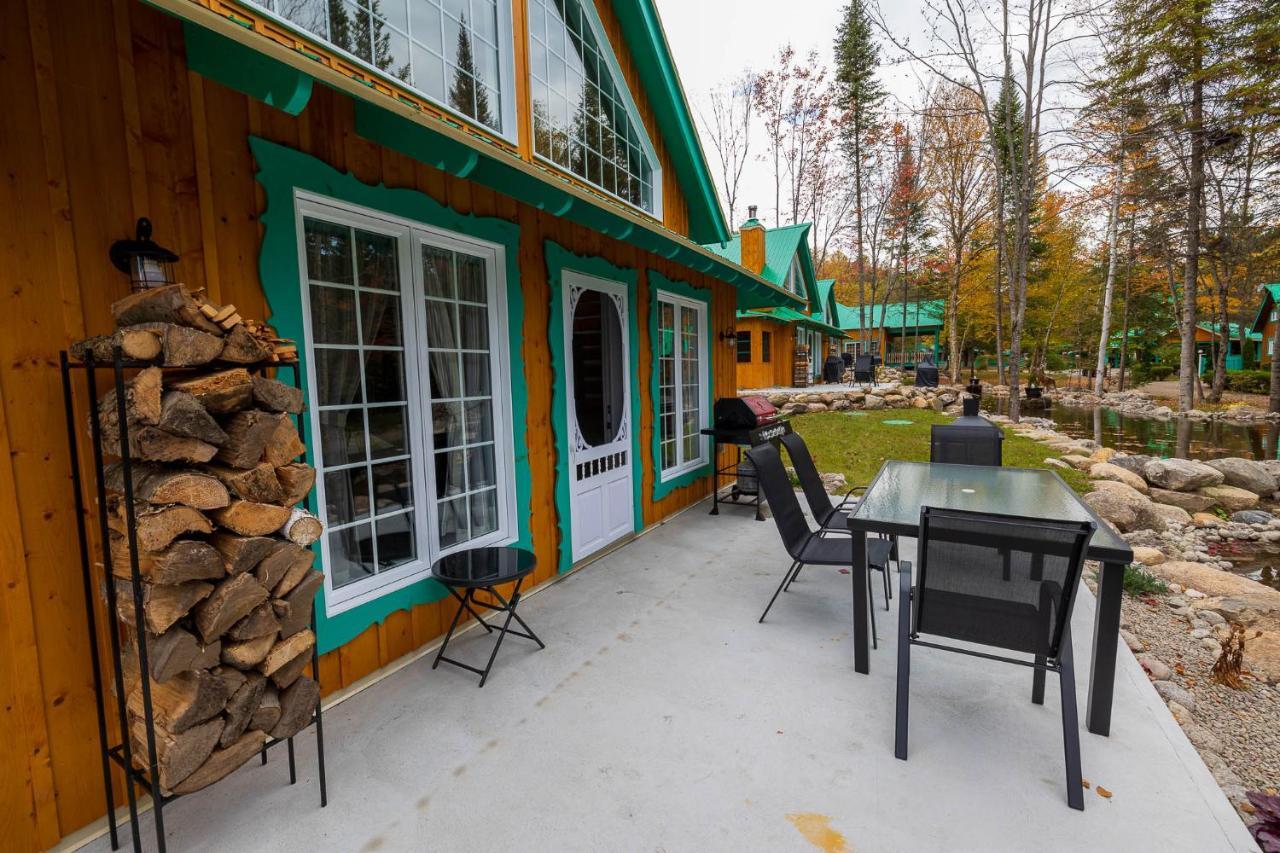 Hotel Domaine Riviere Sacacomie Saint-Alexis-des-Monts Exterior foto