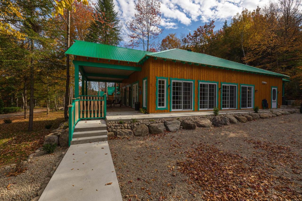 Hotel Domaine Riviere Sacacomie Saint-Alexis-des-Monts Exterior foto